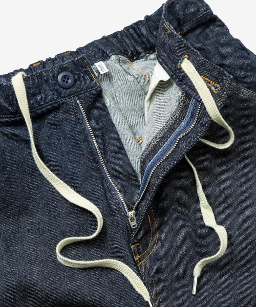 rehacer（レアセル）の「rehacer : Narrow Easy Denim Pants（デニムパンツ・メンズ・インディゴブルー・LARGE/MEDIUM/SMALL）」の3枚目の写真