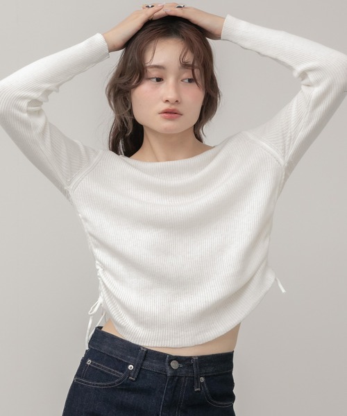 HEILIS（ヘイリス）の「サイドリボンニットトップス / アイボリー ブラック ベージュ 肌見せ ヘルシー ニット ドロスト トップス 長袖  変形 ノームコア 韓国 シンプル 無地 カジュアル 春服 秋服 冬服（ニット/セーター・レディース・ベージュ/アイボリー/ブラック・FREE）」の15枚目の写真