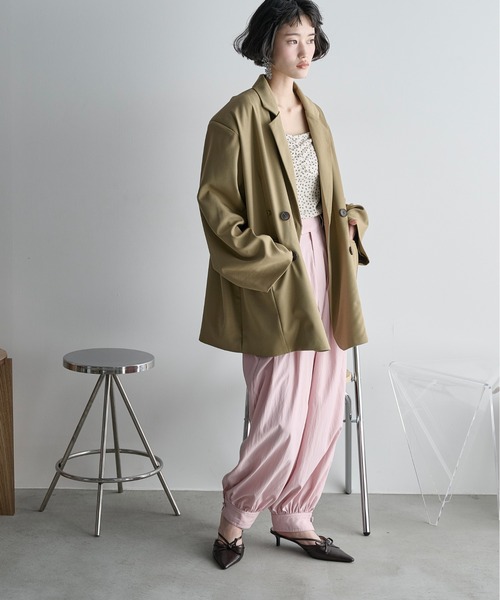 THE YOn（ザヨン）の「タックデザインバルーンカラーパンツ（その他パンツ・レディース・ライム/ピンク/グレイッシュベージュ・FREE）」の7枚目の写真