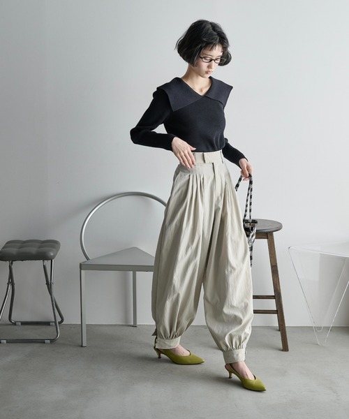 THE YOn（ザヨン）の「タックデザインバルーンカラーパンツ（その他パンツ・レディース・ライム/ピンク/グレイッシュベージュ・FREE）」の22枚目の写真
