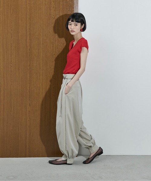 THE YOn(ザヨン)の「タックデザインバルーンカラーパンツ(その他パンツ・レディース・ライム/ピンク/グレイッシュベージュ・FREE)」の10枚目の写真
