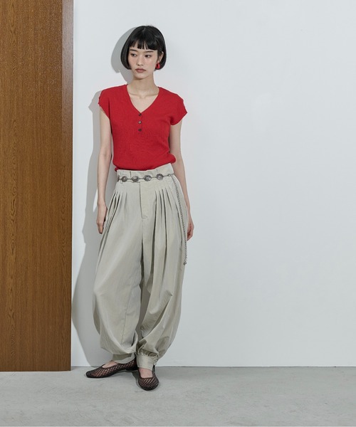 THE YOn(ザヨン)の「タックデザインバルーンカラーパンツ(その他パンツ・レディース・ライム/ピンク/グレイッシュベージュ・FREE)」の8枚目の写真