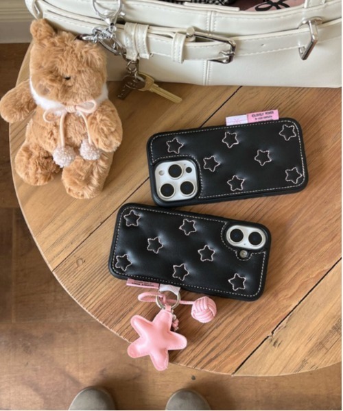 Port（ポート）の「【 Port / ポート 】 キルティング スター リボン モチーフ iPhoneケース #_（スマホケース/カバー・レディース・ブラック/ブラック系その他・iPhone 13/iPhone 14/iPhone 15/iPhone 16）」の4枚目の写真