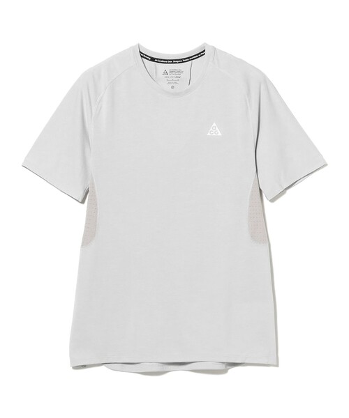 NIKE(ナイキ)の「NIKE / ACG Solar Chase(Tシャツ/カットソー・メンズ・グレー/オレンジ・LARGE/X-LARGE/MEDIUM)」の1枚目の写真