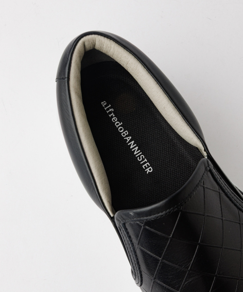 alfredoBANNISTER(アルフレッドバニスター)の「【Margom社】厚底シャークソール 格子 レザー スリッポン スニーカー(スニーカー・メンズ・ブラック/ホワイト・44/43/42/41/40)」の4枚目の写真