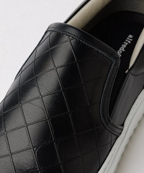 alfredoBANNISTER(アルフレッドバニスター)の「【Margom社】厚底シャークソール 格子 レザー スリッポン スニーカー(スニーカー・メンズ・ブラック/ホワイト・44/43/42/41/40)」の3枚目の写真