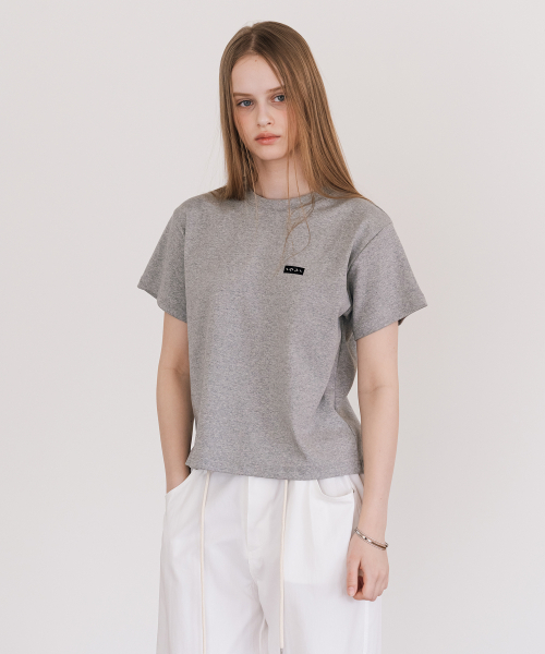 INJIACTIVE(インジアクティブ)の「スモールロゴTシャツ グレー(Tシャツ/カットソー・レディース・その他・ONE SIZE)」の5枚目の写真