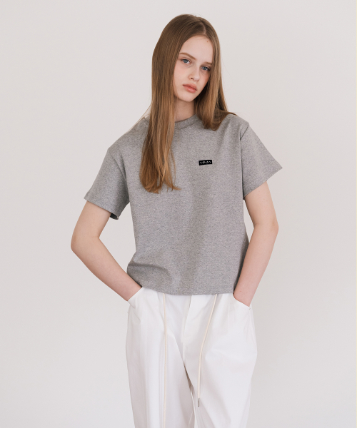 INJIACTIVE(インジアクティブ)の「スモールロゴTシャツ グレー(Tシャツ/カットソー・レディース・その他・ONE SIZE)」の3枚目の写真