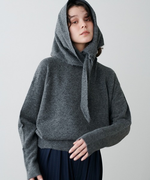 LARUTA(ラルータ)の「【LARUTA】スカーフセットニットプルオーバー(ニット/セーター・レディース・ライトベージュ/パープル/ミント/チャコールグレー・FREE)」の9枚目の写真