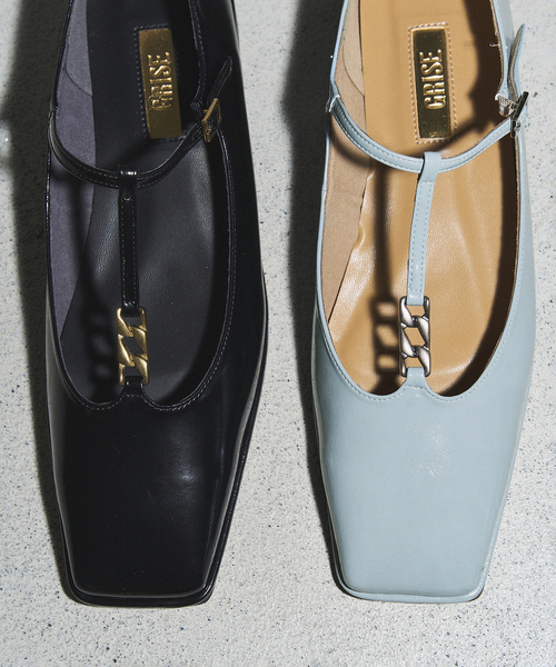 GRISE（グリーズ）の「GRISEスクエアチェーンツキTストラップフラット（その他シューズ・レディース・ブラック/ブルー系その他・25cm/24.5cm/24cm/23.5cm/23cm/22.5cm/22cm）」の4枚目の写真