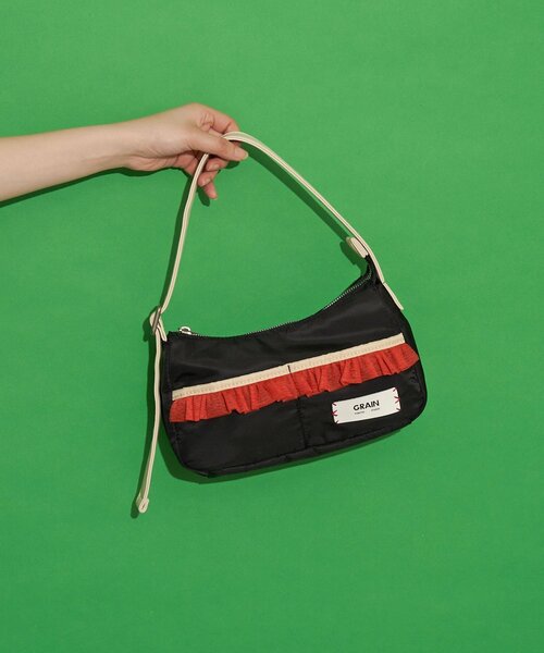 GRAIN(グレイン)の「【GRAIN/グレイン】チュールフリルワンハンドルバッグ(トートバッグ・レディース・ブラック/ブラウン/カーキ・FREE)」の2枚目の写真