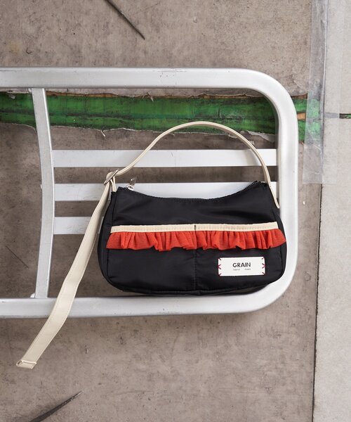 GRAIN(グレイン)の「【GRAIN/グレイン】チュールフリルワンハンドルバッグ(トートバッグ・レディース・ブラック/ブラウン/カーキ・FREE)」の13枚目の写真