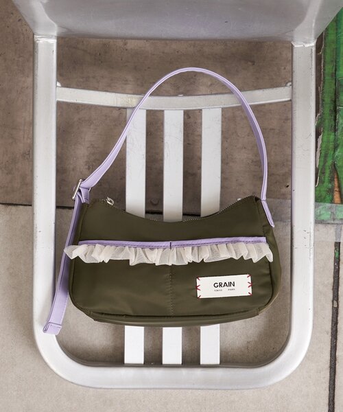 GRAIN(グレイン)の「【GRAIN/グレイン】チュールフリルワンハンドルバッグ(トートバッグ・レディース・ブラック/ブラウン/カーキ・FREE)」の4枚目の写真