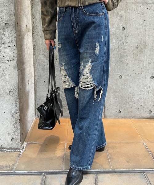 ROGER AND RAW(ロジャーアンドロウ)の「ダメージデニムワイドパンツ(デニムパンツ・レディース・カーキ/ブルー・SMALL/MEDIUM)」の6枚目の写真