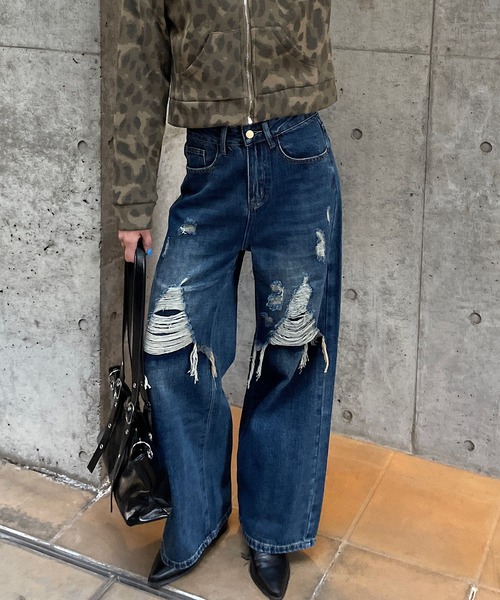 ROGER AND RAW(ロジャーアンドロウ)の「ダメージデニムワイドパンツ(デニムパンツ・レディース・カーキ/ブルー・SMALL/MEDIUM)」の3枚目の写真