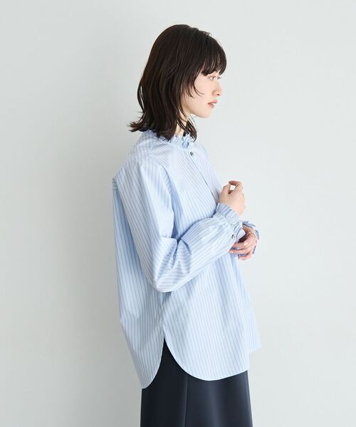 YECCA VECCA（イェッカヴェッカ）の「イージーケアフリルカラーシャツ（シャツ/ブラウス・レディース・ブルー系その他6/ネイビー/オフホワイト・FREE）」の14枚目の写真