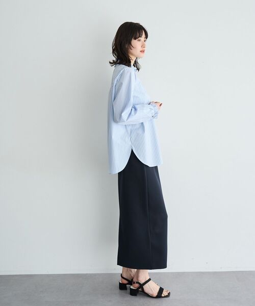 YECCA VECCA（イェッカヴェッカ）の「イージーケアフリルカラーシャツ（シャツ/ブラウス・レディース・ブルー系その他6/ネイビー/オフホワイト・FREE）」の21枚目の写真