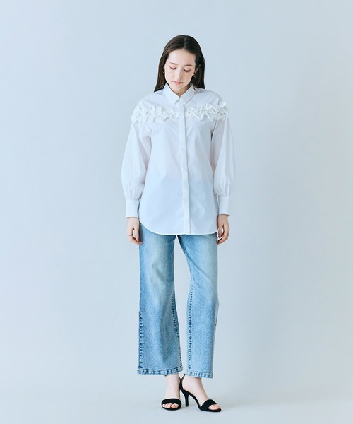 Audie a Muses(オーディアミューズ)の「美シルエットブーツカットデニム(デニムパンツ・レディース・ネイビー・38/40/42/36)」の5枚目の写真