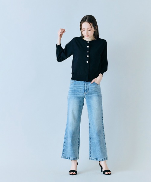 Audie a Muses(オーディアミューズ)の「美シルエットブーツカットデニム(デニムパンツ・レディース・ネイビー・38/40/42/36)」の4枚目の写真