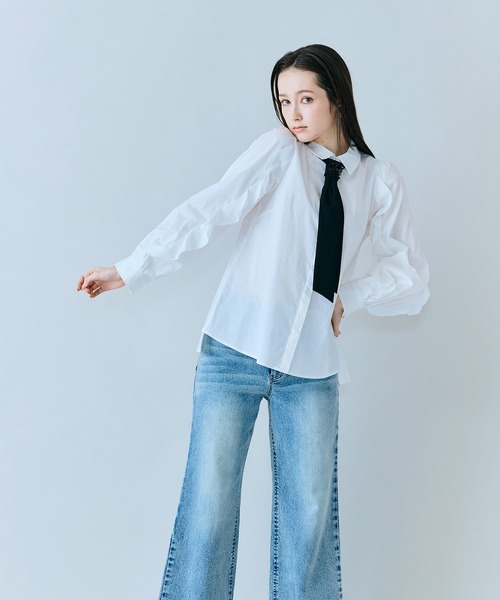 Audie a Muses(オーディアミューズ)の「美シルエットブーツカットデニム(デニムパンツ・レディース・ネイビー・38/40/42/36)」の21枚目の写真