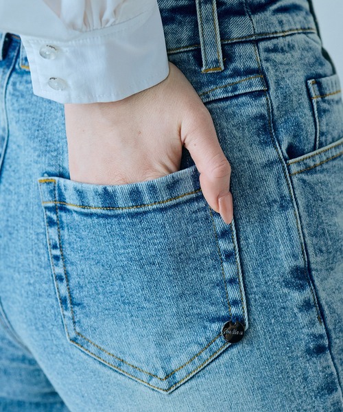 Audie a Muses(オーディアミューズ)の「美シルエットブーツカットデニム(デニムパンツ・レディース・ネイビー・38/40/42/36)」の15枚目の写真