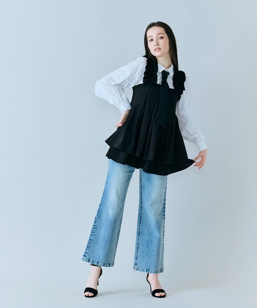 Audie a Muses(オーディアミューズ)の「美シルエットブーツカットデニム(デニムパンツ・レディース・ネイビー・38/40/42/36)」の18枚目の写真