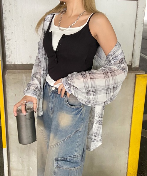 non-hedge(ノンヘッジ)の「アンサンブル風ヘンリーキャミソール(キャミソール・レディース・ブラック/グレー・FREE)」の4枚目の写真