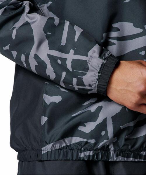 UNDER ARMOUR(アンダーアーマー)の「UAノベルティ Vネック ジャケット(ベースボール/メンズ)(その他アウター・メンズ・ブラック・M/XL/3XL/L)」の5枚目の写真