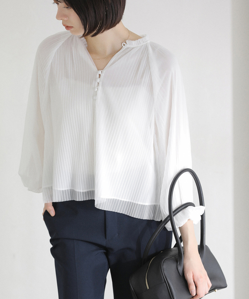 La TOTALITE（ラトータリテ）の「【洗える】2wayチュールプリーツブラウス（シャツ/ブラウス・レディース・イエロー/ホワイト/ブラック・FREE）」の2枚目の写真