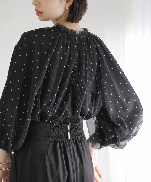 La TOTALITE（ラトータリテ）の「【洗える】2wayチュールプリーツブラウス（シャツ/ブラウス・レディース・イエロー/ホワイト/ブラック・FREE）」の11枚目の写真