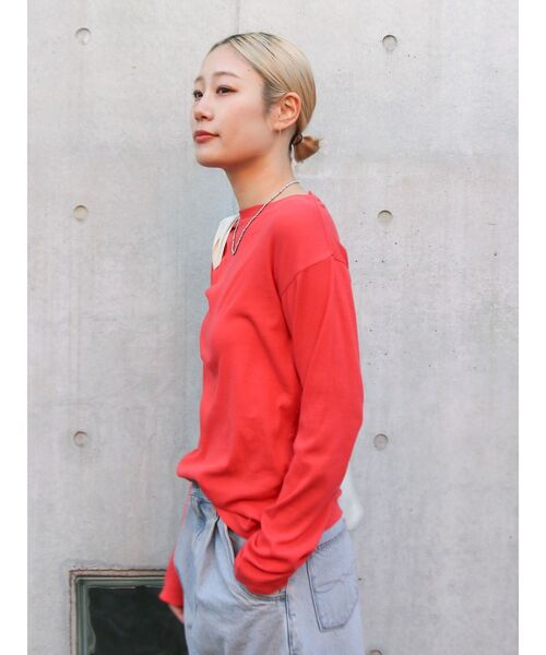 Ungrid（アングリッド）の「シアーフィットロングスリーブTee（Tシャツ/カットソー・レディース・ブラック/レッド/オレンジ/ブルー/オフホワイト・FREE）」の13枚目の写真