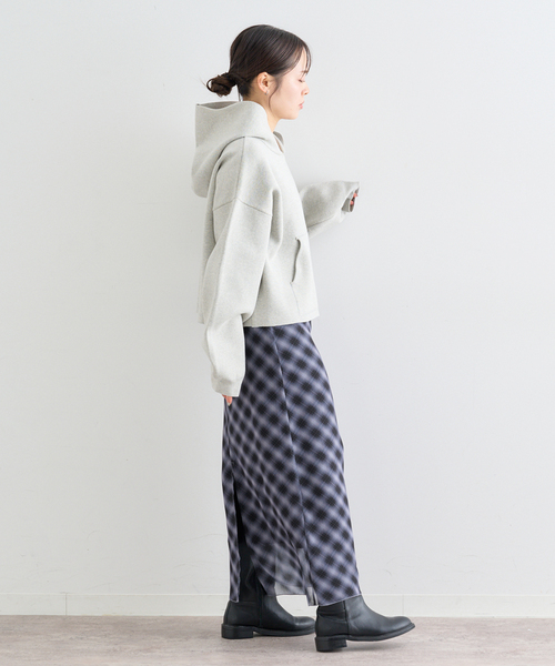 U by SPICK&SPAN（ユーバイスピックアンドスパン）の「シアーチェックタイトスカート（スカート・レディース・スカイブルー/ブラック・38/36）」の16枚目の写真