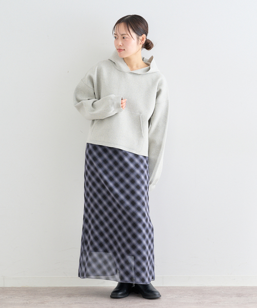 U by SPICK&SPAN（ユーバイスピックアンドスパン）の「シアーチェックタイトスカート（スカート・レディース・スカイブルー/ブラック・38/36）」の22枚目の写真