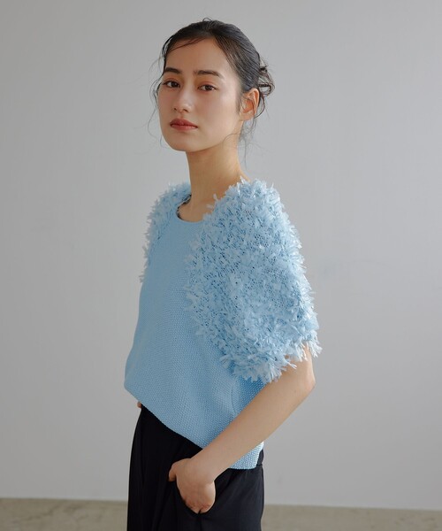 EMMEL REFINES（エメルリファインズ）の「＜EMMEL REFINES＞EM HW テープヤーン ショートスリーブ ニット（ニット/セーター・レディース・ベージュ/ホワイト/ライトブルー・FREE）」の9枚目の写真