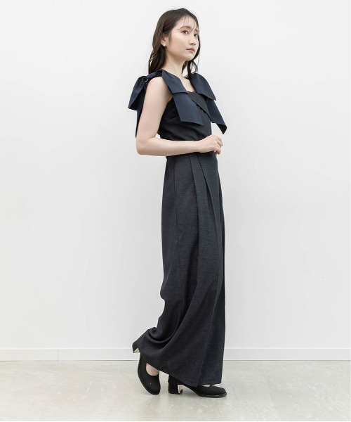 RANDA（ランダ）の「2WAY リボンショルダーロンパース（サロペット/オーバーオール・レディース・ベージュ/ネイビー/グレー・1/0）」の19枚目の写真