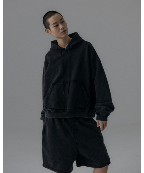 ANGLAN(アングラン)の「Heavyweight Washed Hoodie - Black(パーカー・メンズ・その他・ONE SIZE)」の4枚目の写真