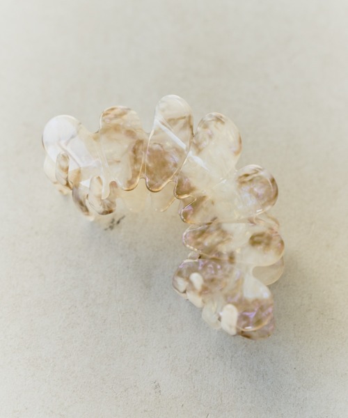 Libra Cue(リブラ キュー)の「ウェーブモチーフヘアクリップ(バレッタ/ヘアクリップ・レディース・ベージュ/ブラウン・FREE)」の10枚目の写真