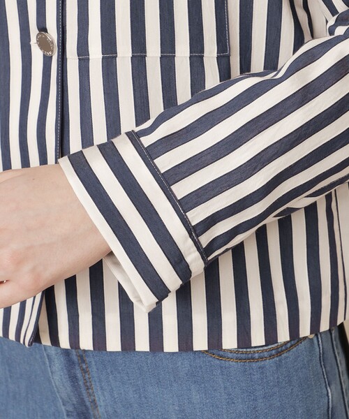 MACKINTOSH LONDON（マッキントッシュ ロンドン）の「ドビーストライプジャケット（ノーカラージャケット・レディース・ネイビー・38）」の4枚目の写真