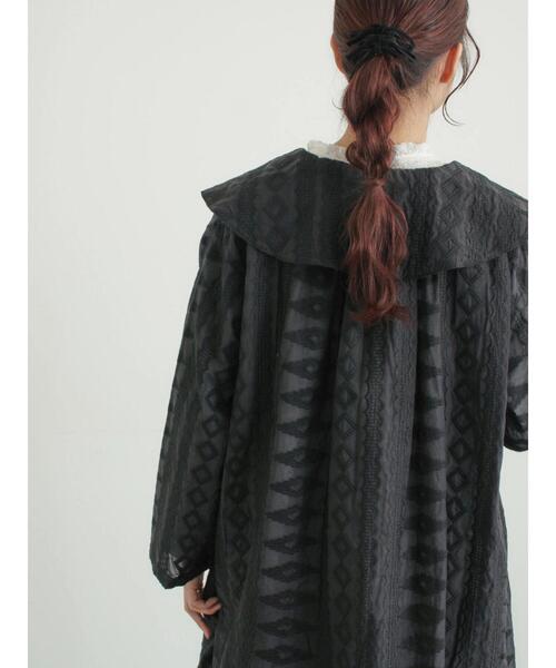 TSUHARU by Samansa Mos2（ツハルバイサマンサモスモス）の「シアー総刺繍コート（その他アウター・レディース・ブラック/オフホワイト・F）」の8枚目の写真