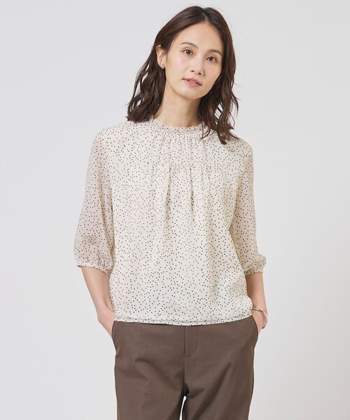 J.PRESS(ジェイプレス)の「シアードットプリント カットソー(Tシャツ/カットソー・レディース・ベージュ系5/ネイビー系5・T13/T15)」の1枚目の写真