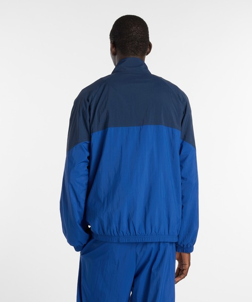 NEW BALANCE(ニューバランス)の「スポーツレガシージャケット(ナイロンジャケット・メンズ・ダークグレー/ネイビー・SMALL/MEDIUM/LARGE/X-LARGE/XX-LARGE)」の10枚目の写真