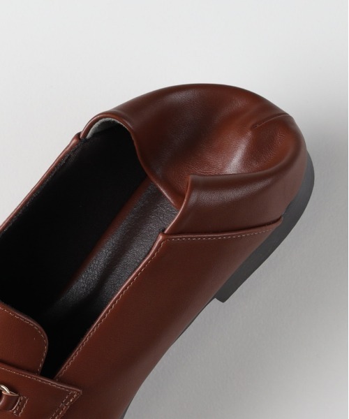 Right-on（ライトオン）の「【HONEYSUCKLE ROSE】ビット付き2WAYローファー (知的なアクセント / スクエアトゥ / リラックス / オフィスカジュアル)（ローファー・レディース・ブラック/ブラウン・S/M/L）」の9枚目の写真