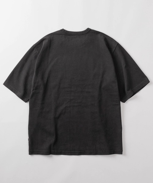 Levi's(リーバイス)の「【74】【Levi’s/リーバイス】ヘビーウェイト ルーズシルエット 無地 クルーネックTシャツ(Tシャツ/カットソー・メンズ・ホワイト/ブラック・M/S/XL/L)」の3枚目の写真