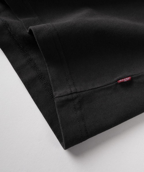 Levi's(リーバイス)の「【74】【Levi’s/リーバイス】ヘビーウェイト ルーズシルエット 無地 クルーネックTシャツ(Tシャツ/カットソー・メンズ・ホワイト/ブラック・M/S/XL/L)」の5枚目の写真