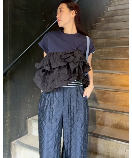LE CIEL BLEU（ルシェルブルー）の「SS Tシャツw/ラッフルヘム / SS T-Shirt w/ Ruffled Hem（Tシャツ/カットソー・レディース・ブラック/ホワイト/ネイビー・36）」の3枚目の写真