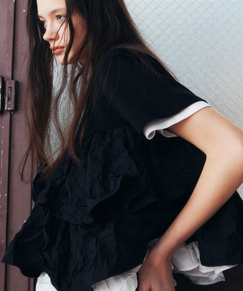 LE CIEL BLEU（ルシェルブルー）の「SS Tシャツw/ラッフルヘム / SS T-Shirt w/ Ruffled Hem（Tシャツ/カットソー・レディース・ブラック/ホワイト/ネイビー・36）」の6枚目の写真