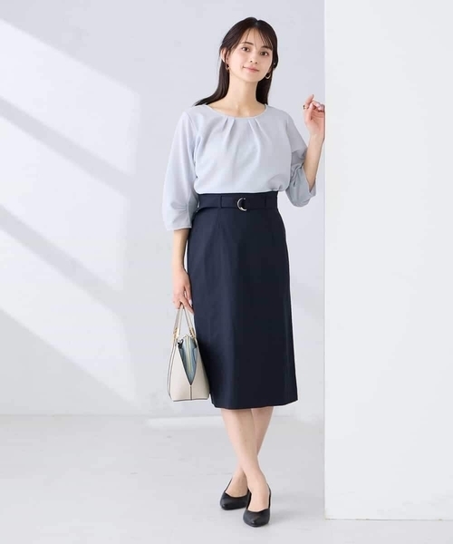 a.v.v(アーヴェヴェ)の「【WEB限定/洗える】タックスリーブカットソー(Tシャツ/カットソー・レディース・ネイビー/ダークインディゴブルー・38/40)」の22枚目の写真