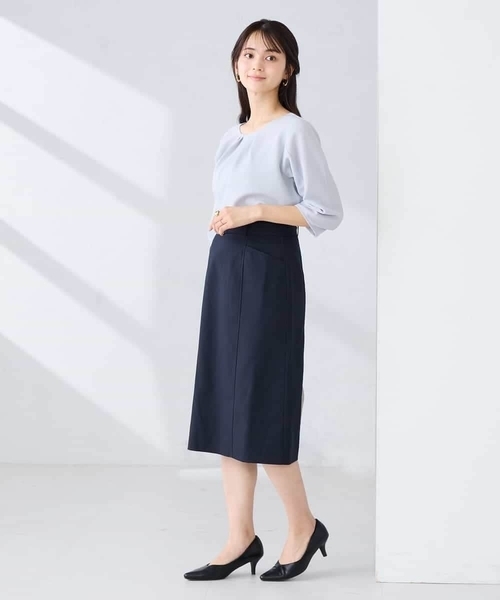 a.v.v(アーヴェヴェ)の「【WEB限定/洗える】タックスリーブカットソー(Tシャツ/カットソー・レディース・ネイビー/ダークインディゴブルー・38/40)」の19枚目の写真