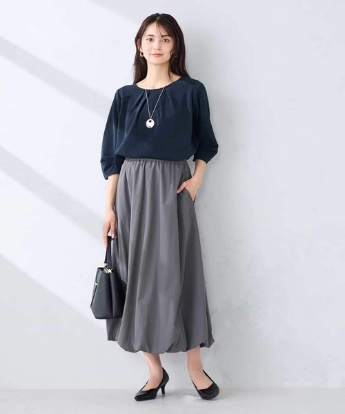 a.v.v(アーヴェヴェ)の「【WEB限定/洗える】タックスリーブカットソー(Tシャツ/カットソー・レディース・ネイビー/ダークインディゴブルー・38/40)」の13枚目の写真