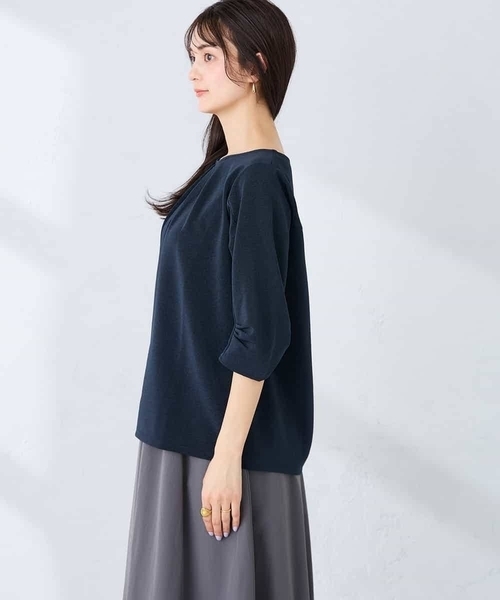 a.v.v(アーヴェヴェ)の「【WEB限定/洗える】タックスリーブカットソー(Tシャツ/カットソー・レディース・ネイビー/ダークインディゴブルー・38/40)」の15枚目の写真